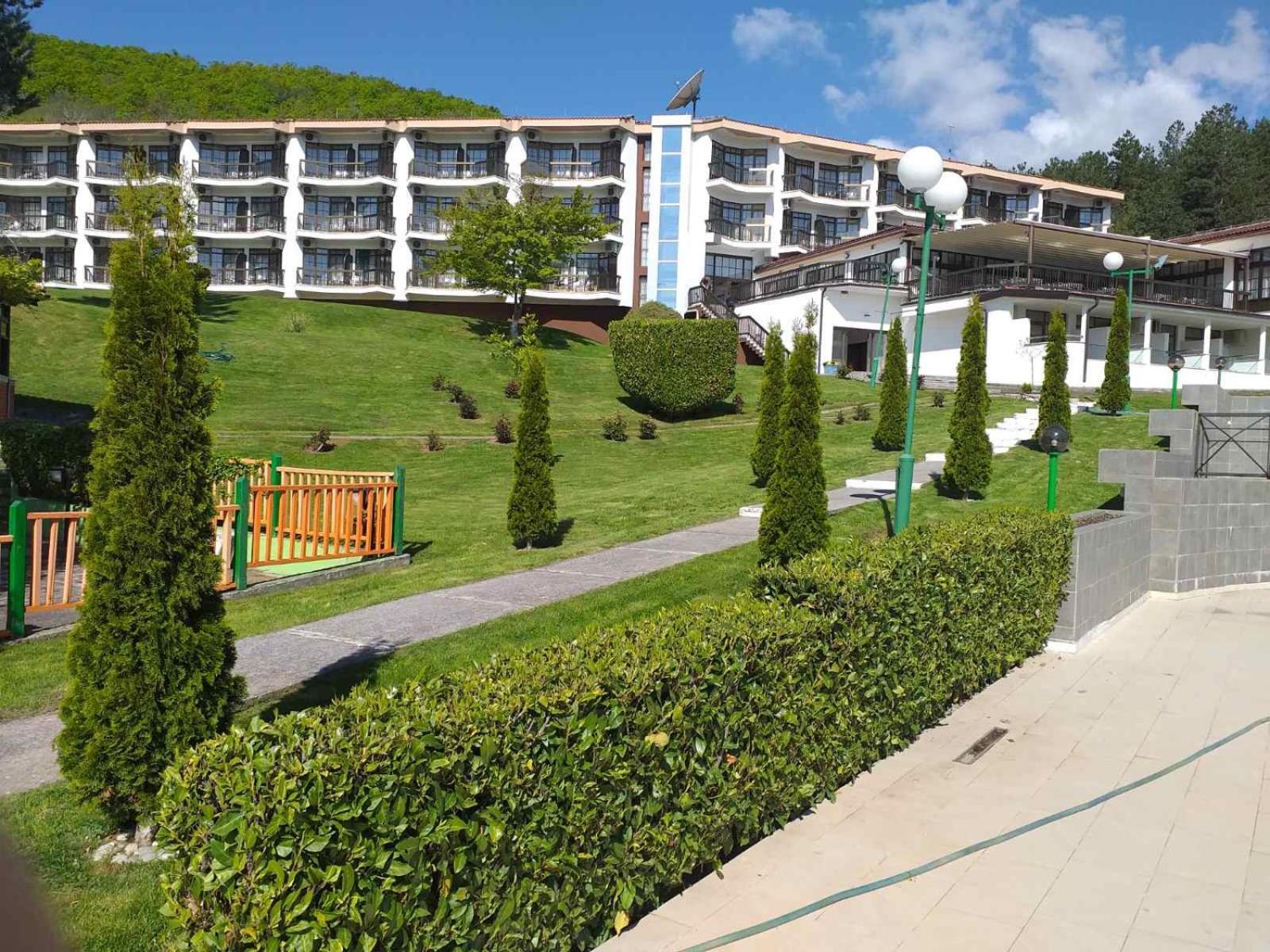Hotel Makpetrol ستروغا المظهر الخارجي الصورة